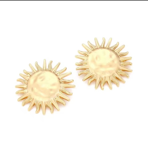 Oversized Gold Sunburst Earrings – Statement Solar Studs - Picture 1 of 3